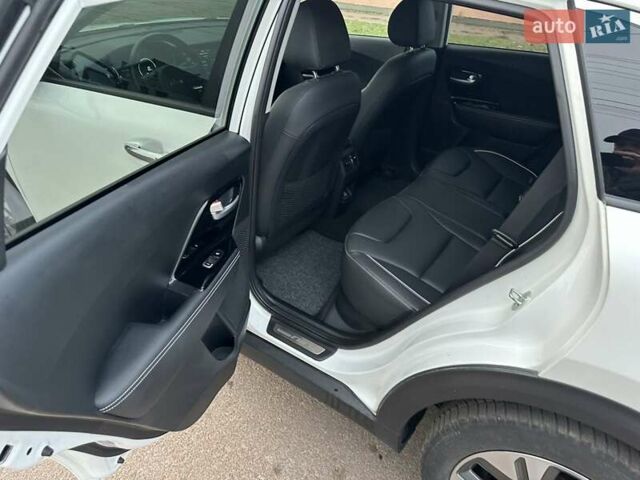 Белый Киа Niro, объемом двигателя 0 л и пробегом 1 тыс. км за 17950 $, фото 14 на Automoto.ua