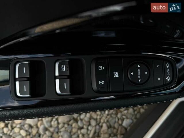 Белый Киа Niro, объемом двигателя 0 л и пробегом 59 тыс. км за 22800 $, фото 28 на Automoto.ua