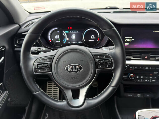 Белый Киа Niro, объемом двигателя 0 л и пробегом 39 тыс. км за 23400 $, фото 36 на Automoto.ua