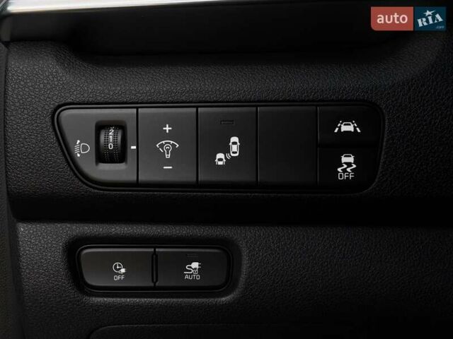 Білий Кіа Niro, об'ємом двигуна 0 л та пробігом 59 тис. км за 23800 $, фото 2 на Automoto.ua