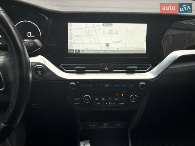 Білий Кіа Niro, об'ємом двигуна 0 л та пробігом 52 тис. км за 20500 $, фото 41 на Automoto.ua