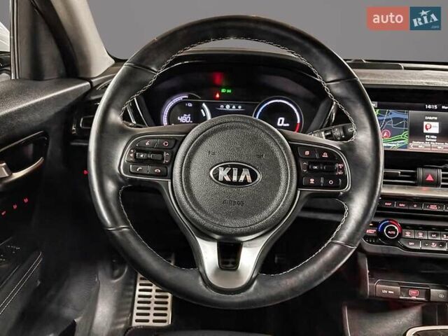 Белый Киа Niro, объемом двигателя 0 л и пробегом 129 тыс. км за 20032 $, фото 15 на Automoto.ua