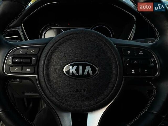 Білий Кіа Niro, об'ємом двигуна 0 л та пробігом 59 тис. км за 23800 $, фото 31 на Automoto.ua