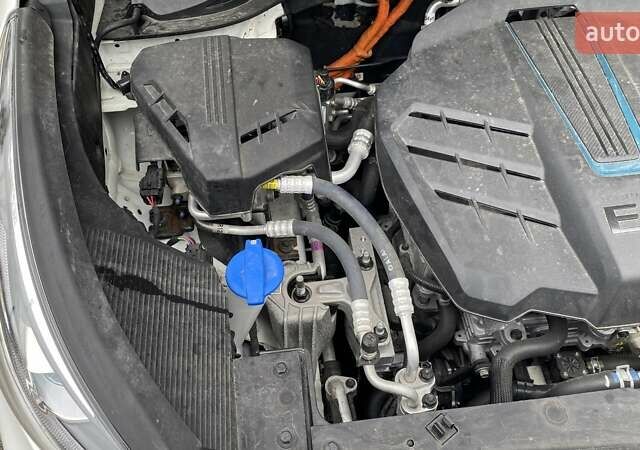 Белый Киа Niro, объемом двигателя 0 л и пробегом 63 тыс. км за 22500 $, фото 42 на Automoto.ua