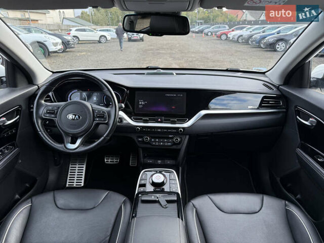 Білий Кіа Niro, об'ємом двигуна 0 л та пробігом 82 тис. км за 23266 $, фото 47 на Automoto.ua
