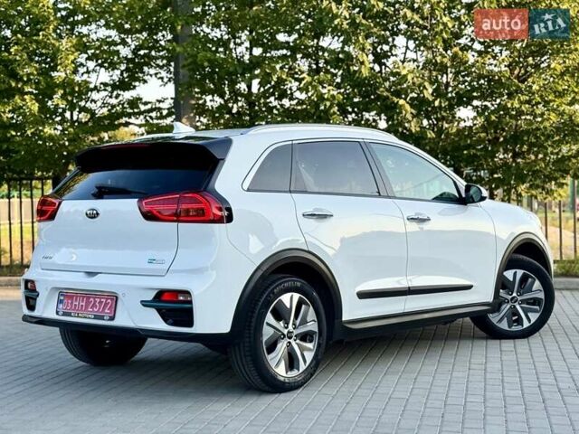 Белый Киа Niro, объемом двигателя 0 л и пробегом 82 тыс. км за 18950 $, фото 22 на Automoto.ua