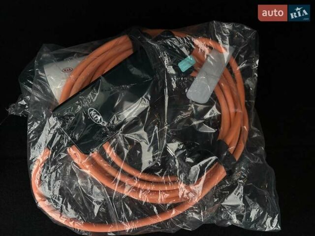 Белый Киа Niro, объемом двигателя 0 л и пробегом 62 тыс. км за 23500 $, фото 81 на Automoto.ua