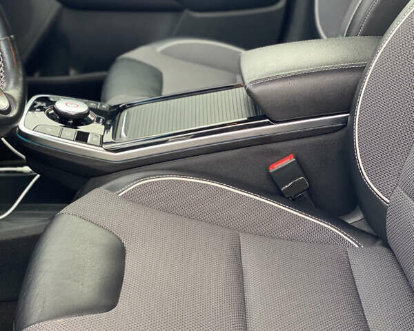 Белый Киа Niro, объемом двигателя 0 л и пробегом 150 тыс. км за 18299 $, фото 18 на Automoto.ua