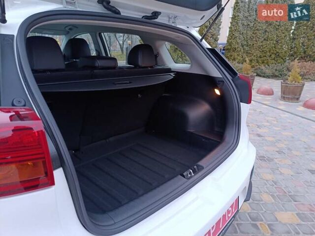 Белый Киа Niro, объемом двигателя 0 л и пробегом 34 тыс. км за 19999 $, фото 58 на Automoto.ua