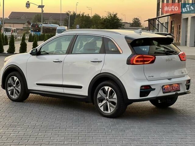 Белый Киа Niro, объемом двигателя 0 л и пробегом 179 тыс. км за 17800 $, фото 7 на Automoto.ua