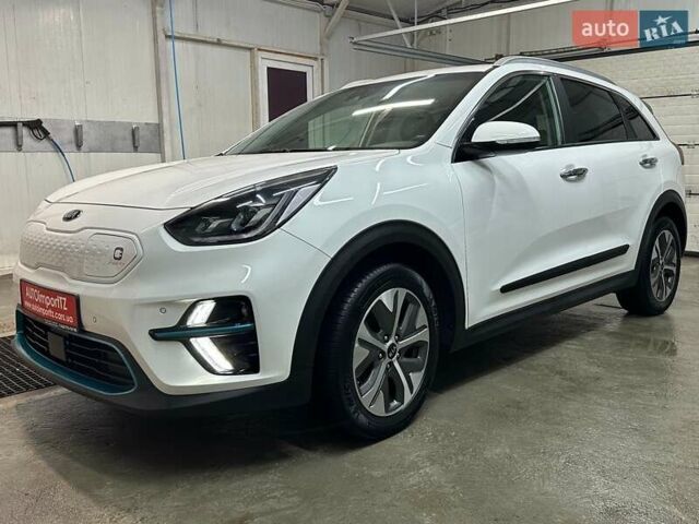 Белый Киа Niro, объемом двигателя 0 л и пробегом 38 тыс. км за 24700 $, фото 26 на Automoto.ua