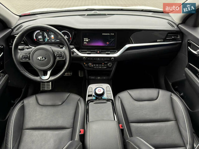 Белый Киа Niro, объемом двигателя 0 л и пробегом 51 тыс. км за 24200 $, фото 33 на Automoto.ua