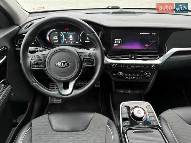 Белый Киа Niro, объемом двигателя 0 л и пробегом 39 тыс. км за 23400 $, фото 35 на Automoto.ua