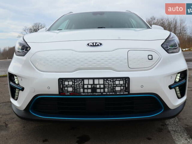 Белый Киа Niro, объемом двигателя 0 л и пробегом 73 тыс. км за 19548 $, фото 8 на Automoto.ua