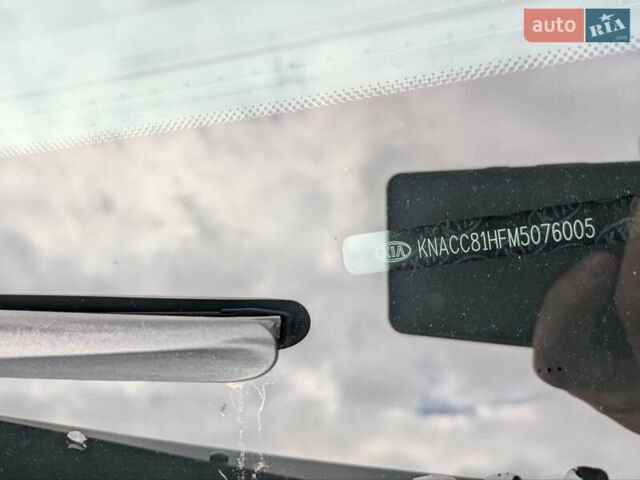 Білий Кіа Niro, об'ємом двигуна 0 л та пробігом 50 тис. км за 17300 $, фото 29 на Automoto.ua