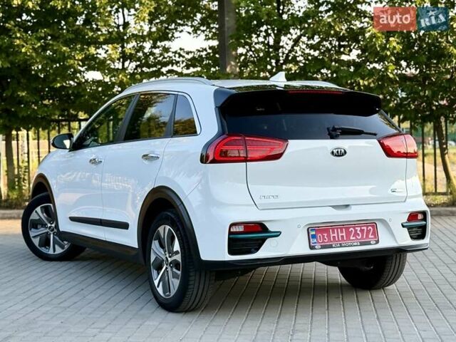 Белый Киа Niro, объемом двигателя 0 л и пробегом 82 тыс. км за 18950 $, фото 13 на Automoto.ua