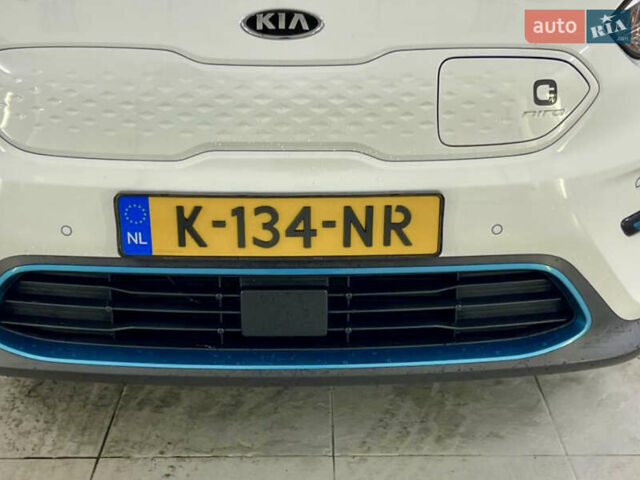 Белый Киа Niro, объемом двигателя 0 л и пробегом 164 тыс. км за 17750 $, фото 68 на Automoto.ua