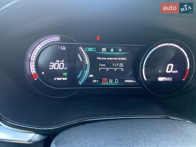 Белый Киа Niro, объемом двигателя 0 л и пробегом 95 тыс. км за 16500 $, фото 75 на Automoto.ua