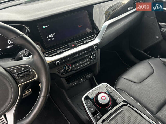 Белый Киа Niro, объемом двигателя 0 л и пробегом 48 тыс. км за 24350 $, фото 28 на Automoto.ua