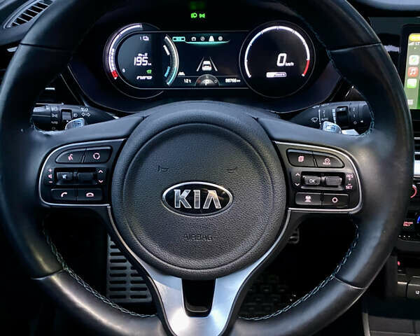 Белый Киа Niro, объемом двигателя 0 л и пробегом 97 тыс. км за 19995 $, фото 10 на Automoto.ua