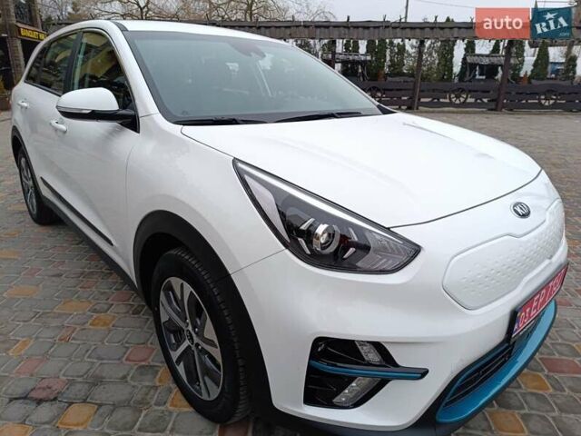 Белый Киа Niro, объемом двигателя 0 л и пробегом 34 тыс. км за 19999 $, фото 18 на Automoto.ua
