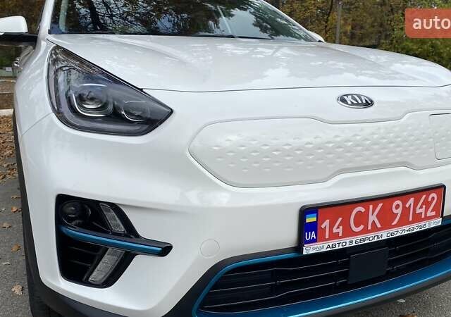Белый Киа Niro, объемом двигателя 0 л и пробегом 63 тыс. км за 22500 $, фото 8 на Automoto.ua