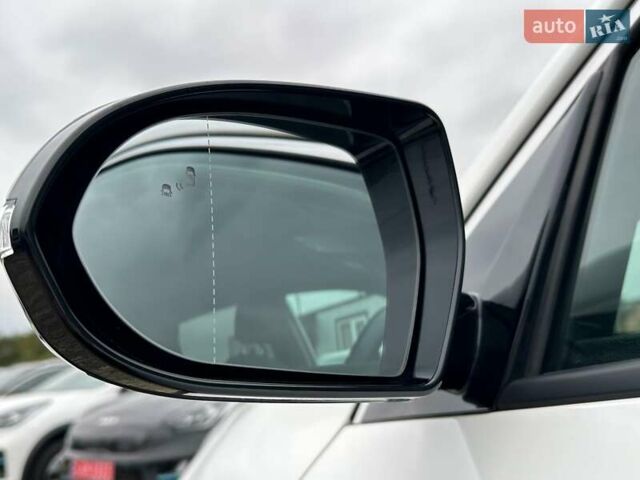 Белый Киа Niro, объемом двигателя 0 л и пробегом 56 тыс. км за 23400 $, фото 25 на Automoto.ua