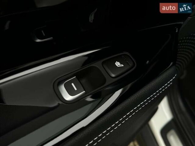 Белый Киа Niro, объемом двигателя 0 л и пробегом 38 тыс. км за 24700 $, фото 91 на Automoto.ua