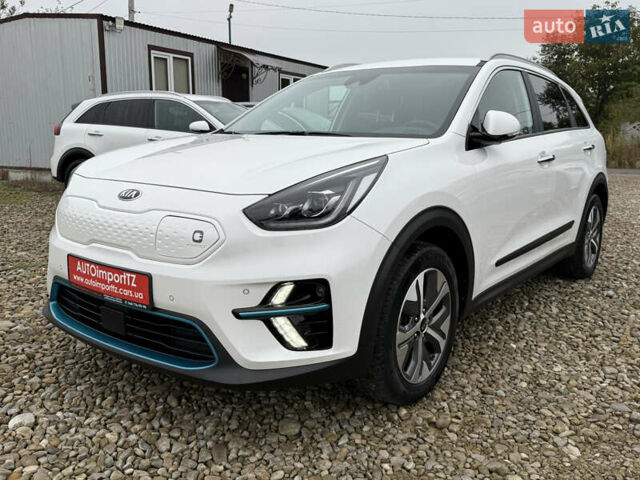 Белый Киа Niro, объемом двигателя 0 л и пробегом 54 тыс. км за 24700 $, фото 17 на Automoto.ua