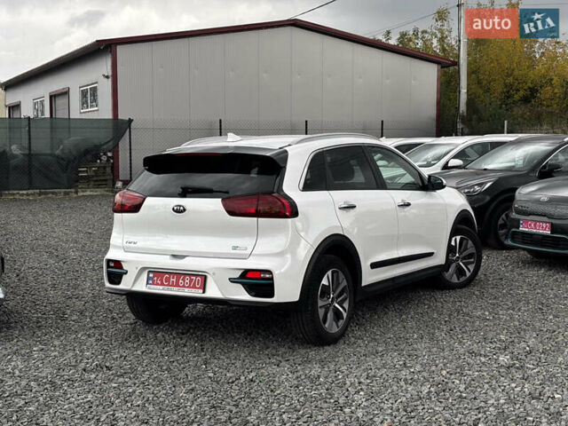Белый Киа Niro, объемом двигателя 0 л и пробегом 48 тыс. км за 24350 $, фото 11 на Automoto.ua