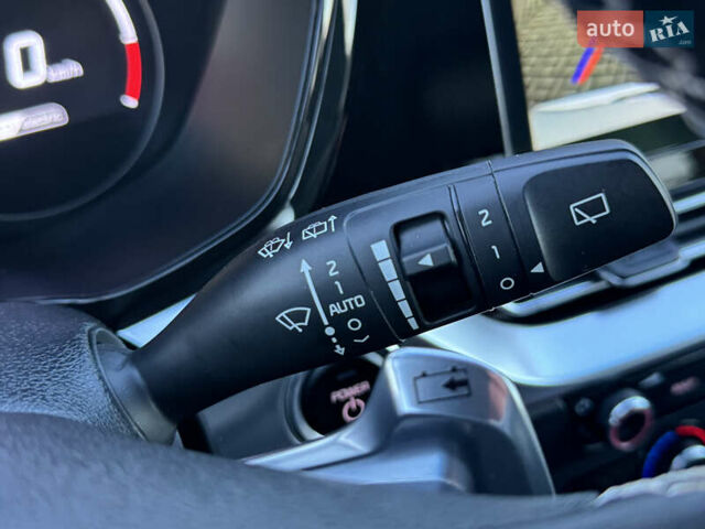 Белый Киа Niro, объемом двигателя 0 л и пробегом 18 тыс. км за 21999 $, фото 61 на Automoto.ua