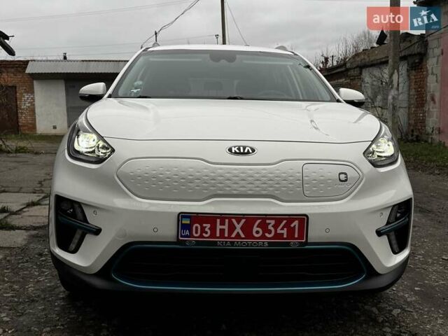 Белый Киа Niro, объемом двигателя 0 л и пробегом 160 тыс. км за 19400 $, фото 4 на Automoto.ua