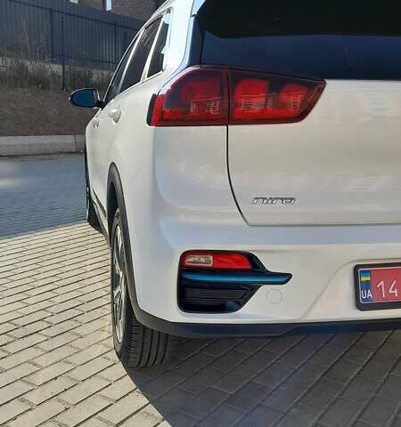 Белый Киа Niro, объемом двигателя 0 л и пробегом 131 тыс. км за 18600 $, фото 14 на Automoto.ua