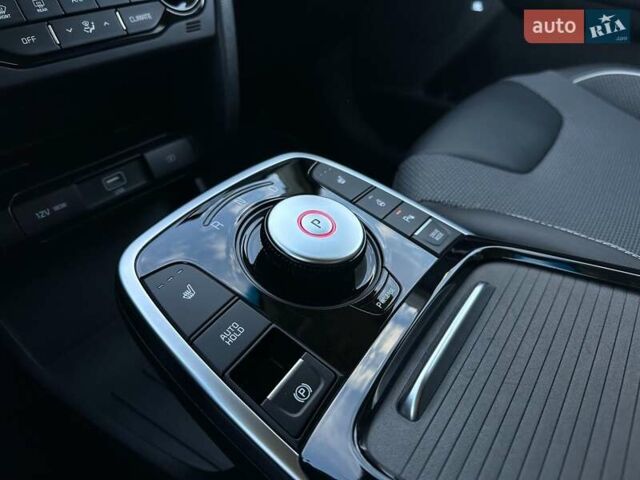 Білий Кіа Niro, об'ємом двигуна 0 л та пробігом 31 тис. км за 24800 $, фото 72 на Automoto.ua