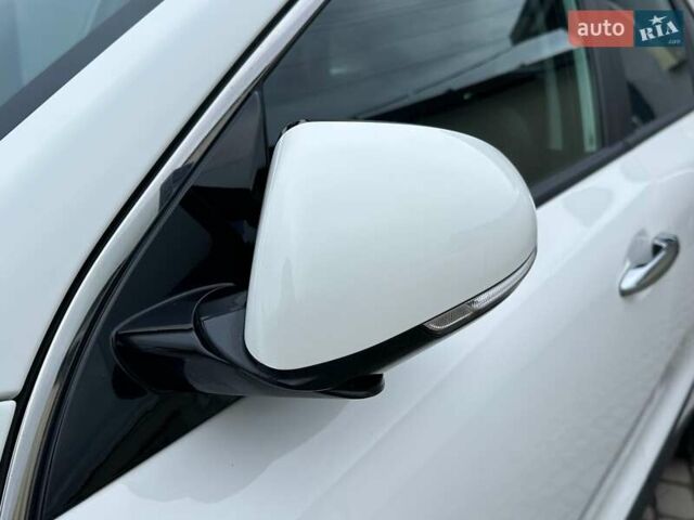 Белый Киа Niro, объемом двигателя 0 л и пробегом 31 тыс. км за 24900 $, фото 9 на Automoto.ua