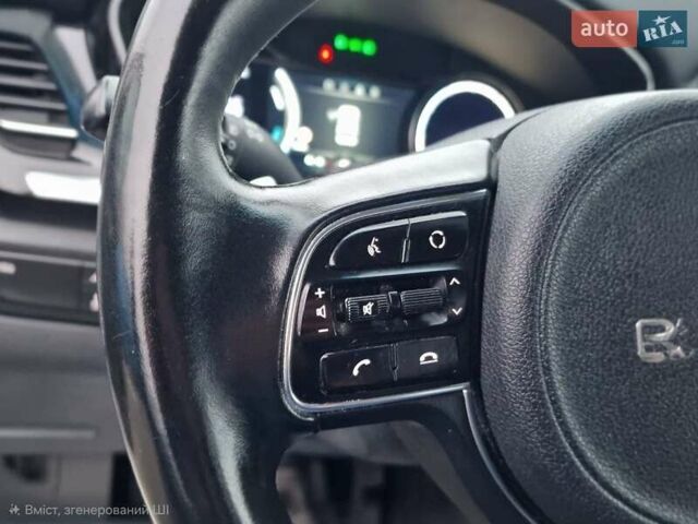 Білий Кіа Niro, об'ємом двигуна 0 л та пробігом 107 тис. км за 20600 $, фото 27 на Automoto.ua