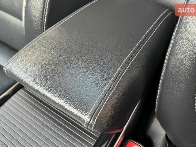 Белый Киа Niro, объемом двигателя 0 л и пробегом 94 тыс. км за 21900 $, фото 87 на Automoto.ua