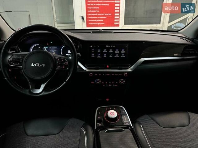 Белый Киа Niro, объемом двигателя 0 л и пробегом 52 тыс. км за 24300 $, фото 62 на Automoto.ua
