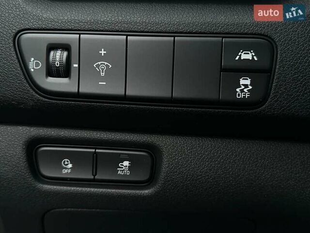 Белый Киа Niro, объемом двигателя 0 л и пробегом 31 тыс. км за 24900 $, фото 3 на Automoto.ua