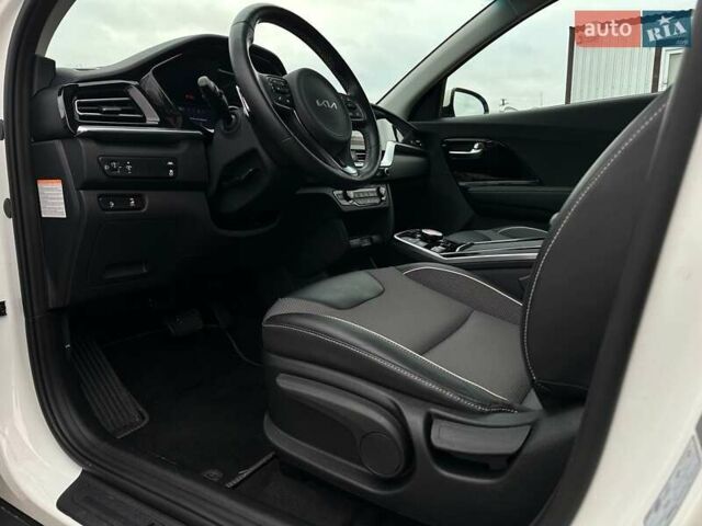 Белый Киа Niro, объемом двигателя 0 л и пробегом 31 тыс. км за 24900 $, фото 28 на Automoto.ua