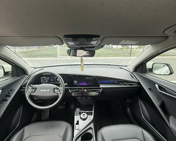 Белый Киа Niro, объемом двигателя 0 л и пробегом 56 тыс. км за 24999 $, фото 30 на Automoto.ua