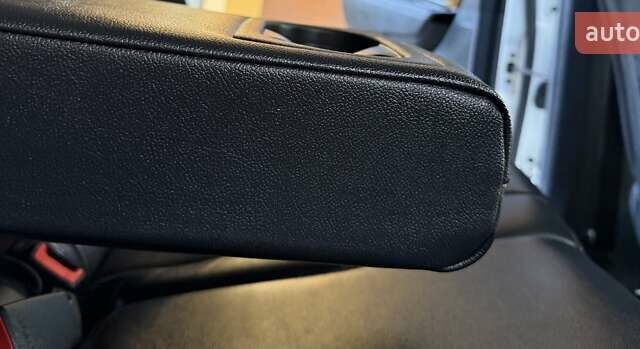 Белый Киа Niro, объемом двигателя 0 л и пробегом 94 тыс. км за 21900 $, фото 68 на Automoto.ua