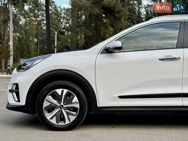 Белый Киа Niro, объемом двигателя 0 л и пробегом 57 тыс. км за 23868 $, фото 32 на Automoto.ua