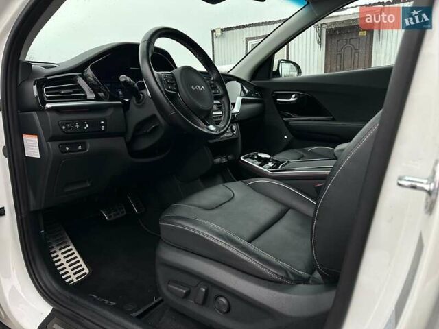 Белый Киа Niro, объемом двигателя 0 л и пробегом 47 тыс. км за 24900 $, фото 39 на Automoto.ua