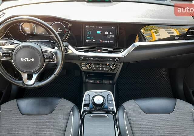 Белый Киа Niro, объемом двигателя 0 л и пробегом 131 тыс. км за 18600 $, фото 27 на Automoto.ua