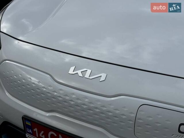Белый Киа Niro, объемом двигателя 0 л и пробегом 58 тыс. км за 24300 $, фото 10 на Automoto.ua