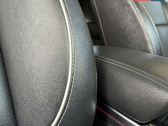 Белый Киа Niro, объемом двигателя 0 л и пробегом 94 тыс. км за 21900 $, фото 147 на Automoto.ua