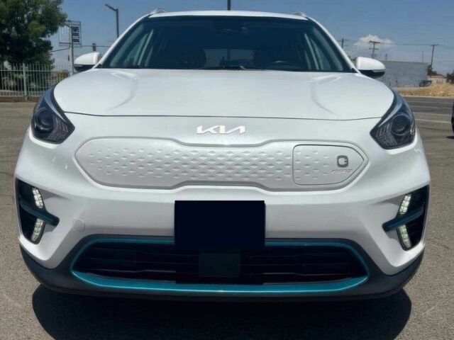 Белый Киа Niro, объемом двигателя 0 л и пробегом 15 тыс. км за 17000 $, фото 1 на Automoto.ua
