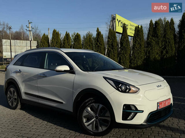 Белый Киа Niro, объемом двигателя 0 л и пробегом 115 тыс. км за 18900 $, фото 10 на Automoto.ua