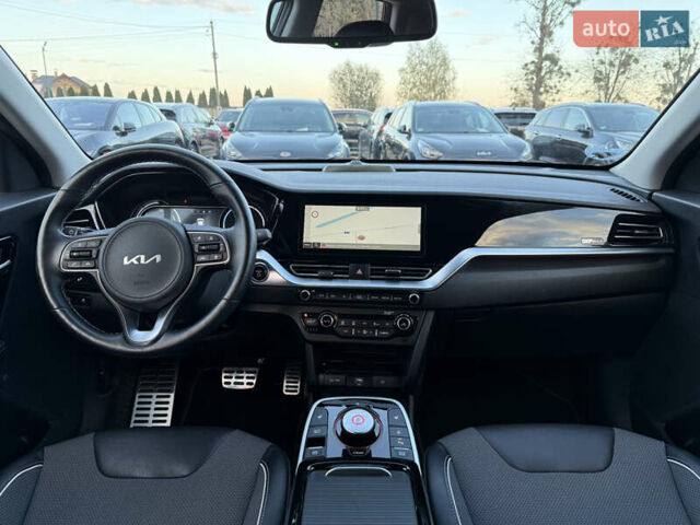 Белый Киа Niro, объемом двигателя 0 л и пробегом 44 тыс. км за 24900 $, фото 3 на Automoto.ua